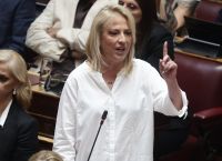 Ομόφωνη απόφαση της Ολομέλειας για την άρση ασυλίας της Ρένας Δούρου για το Μάτι