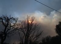 Ολονύχτια μάχη για να ελεγχθούν τα μέτωπα της φωτιάς σε Δερβενοχώρια, Λουτράκι, Μάνδρα