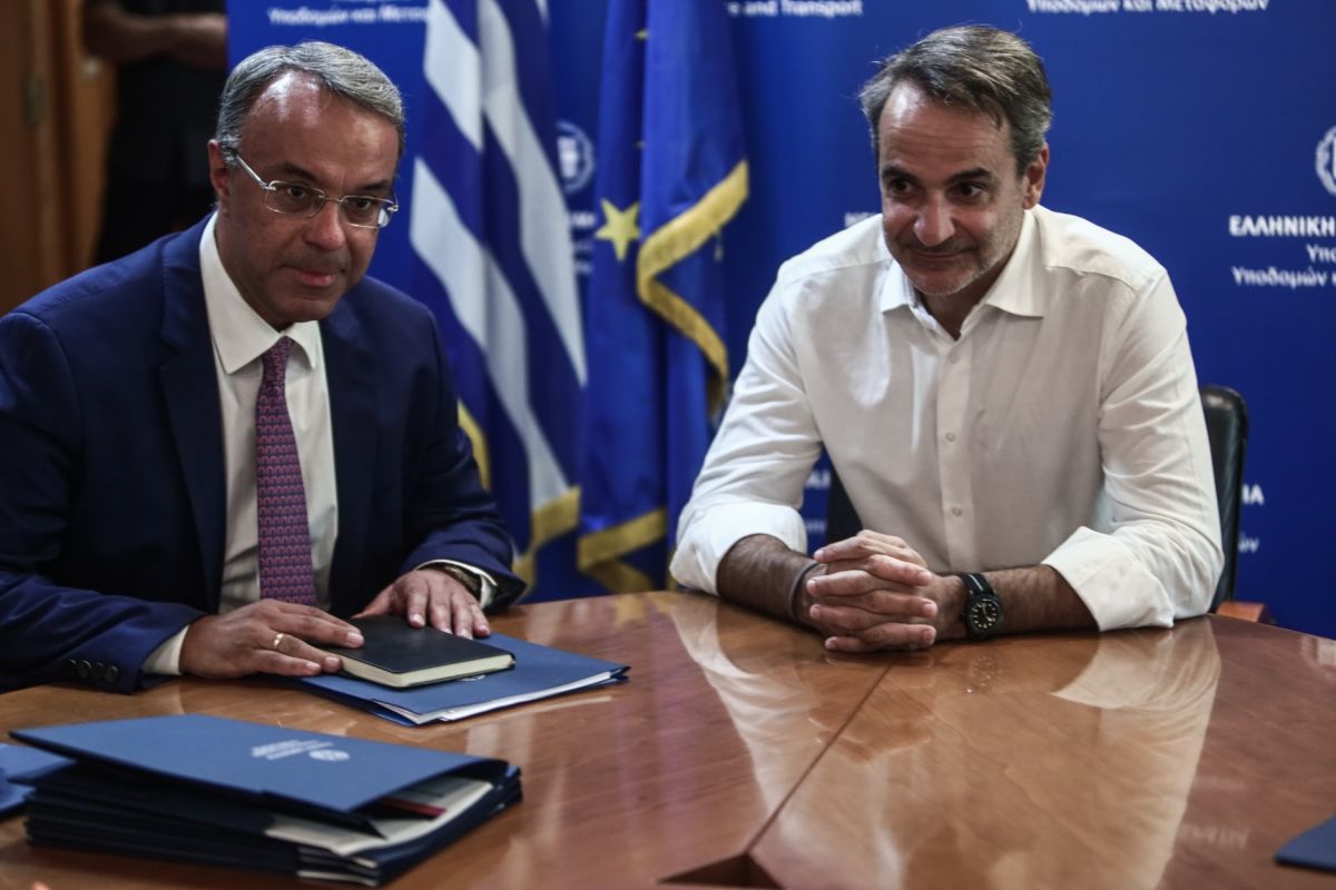 Μητσοτάκης: Αρχές του 2024 τα πρώτα 250 ηλεκτροκίνητα λεωφορεία σε Αθήνα – Θεσσαλονίκη