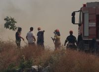 Κέρκυρα: Μεγάλες αναζωπυρώσεις σε Άγιο Γεώργιο Κασσιόπης και Άνω Περίθεια