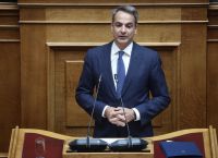 Μητσοτάκης από Βουλή: Βρισκόμαστε σε “πόλεμο” με τις πυρκαγιές