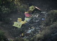 Συντριβή Canadair στην Κάρυστο: Θρήνος για τους δύο πιλότους – Έρευνα για τα αίτια