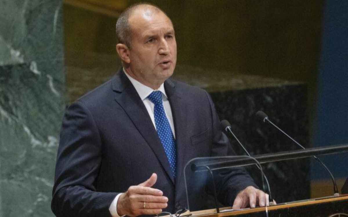 Ο Βούλγαρος πρόεδρος κατηγορεί την Ουκρανία (!) για συνέχιση του πολέμου