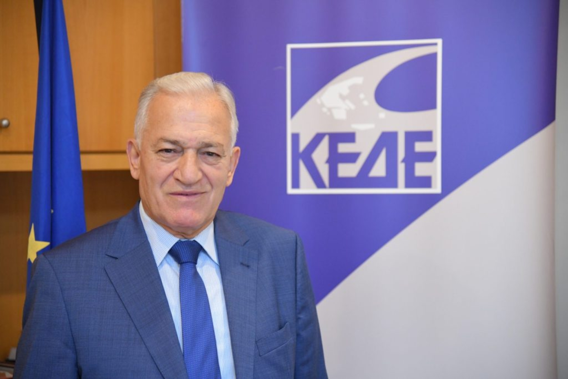 Πρόεδρος ΚΕΔΕ για δημοσιεύματα: Αυθαίρετη και κακοήθης παραχάραξη της αλήθειας