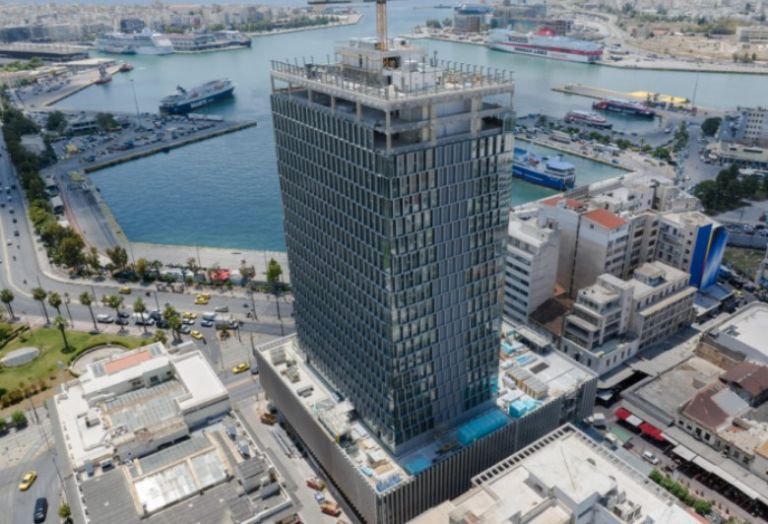 «Πύργος Πειραιά»: Πώς μετατρέπεται σε «πράσινο» ψηφιακό «στολίδι» του λιμανιού