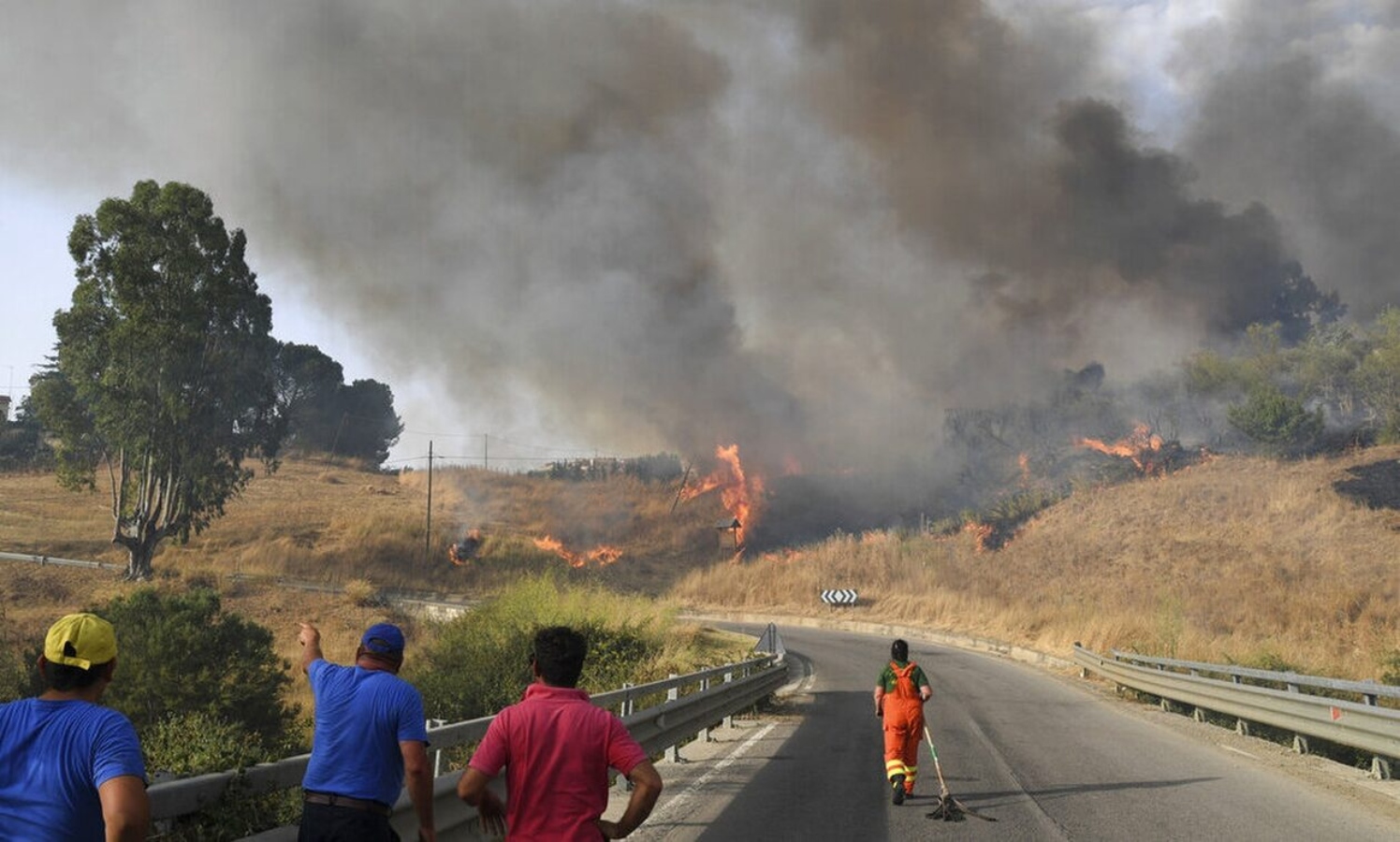 Ιταλία: Η Πυροσβεστική πραγματοποίησε 4500 επιχειρήσεις σε τρεις ημέρες