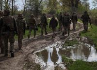 Ουκρανία: Από τον αργό βηματισμό στην αντεπίθεση