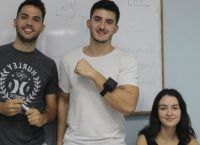 Έλληνες φοιτητές δημιούργησαν συσκευή που εξαφανίζει το τρέμουλο του Πάρκινσον