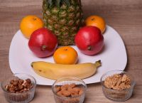 Τα τρία superfoods που πρέπει να έχουμε στο πιάτο μας κάθε μέρα εάν είμαστε άνω των 40