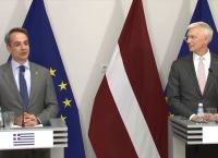 Συνάντηση Μητσοτάκη – Ερντογάν στο Βίλνιους – Παράθυρο διαλόγου και “κόκκινες γραμμές”