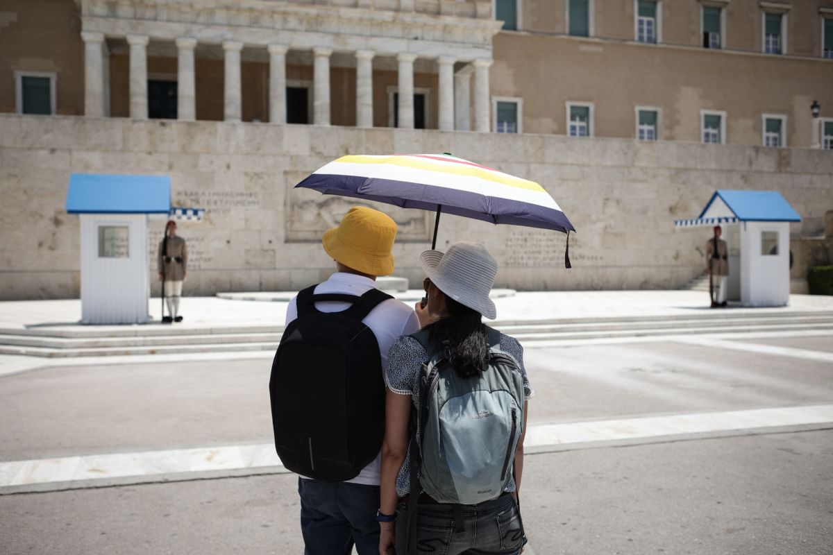 Διευθυντής ΕΜΥ: Ο καύσωνας θα σπάσει το ρεκόρ του ’87 σε διάρκεια