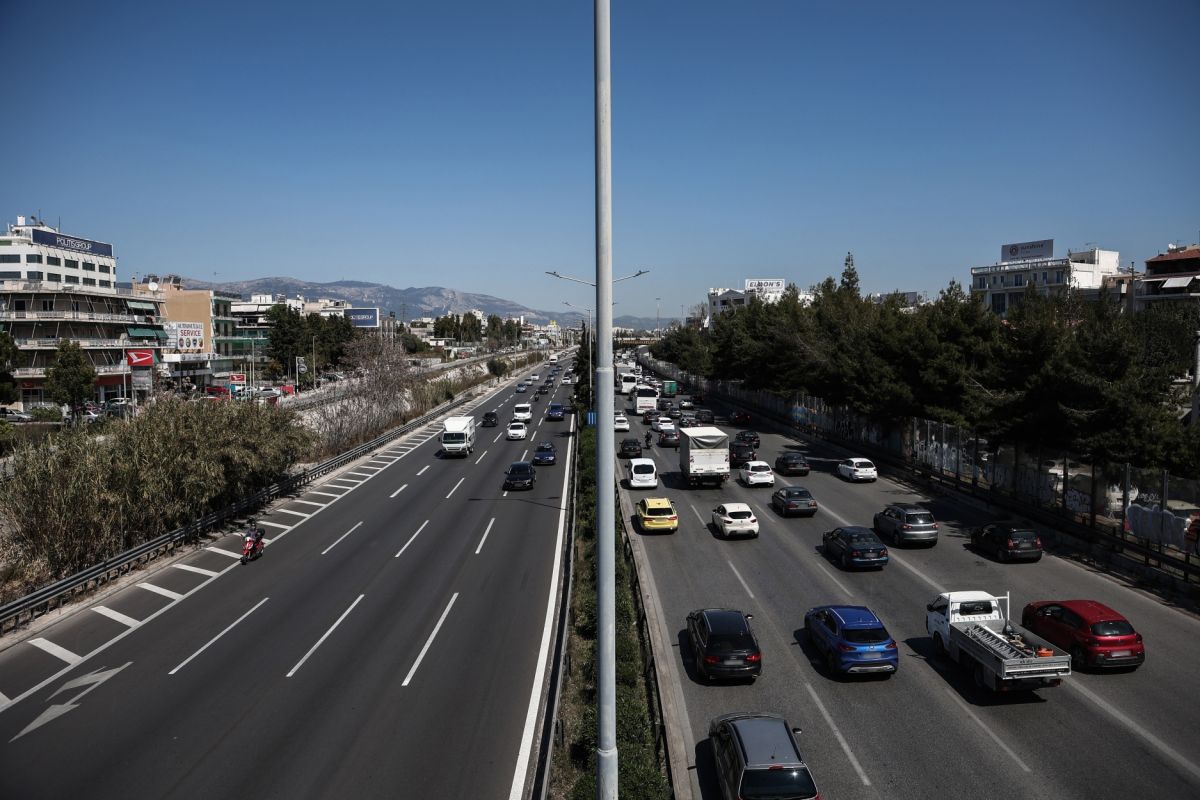 Στα «κάγκελα» το υπουργείο Μεταφορών με τους παραχωρησιούχους για τα διόδια