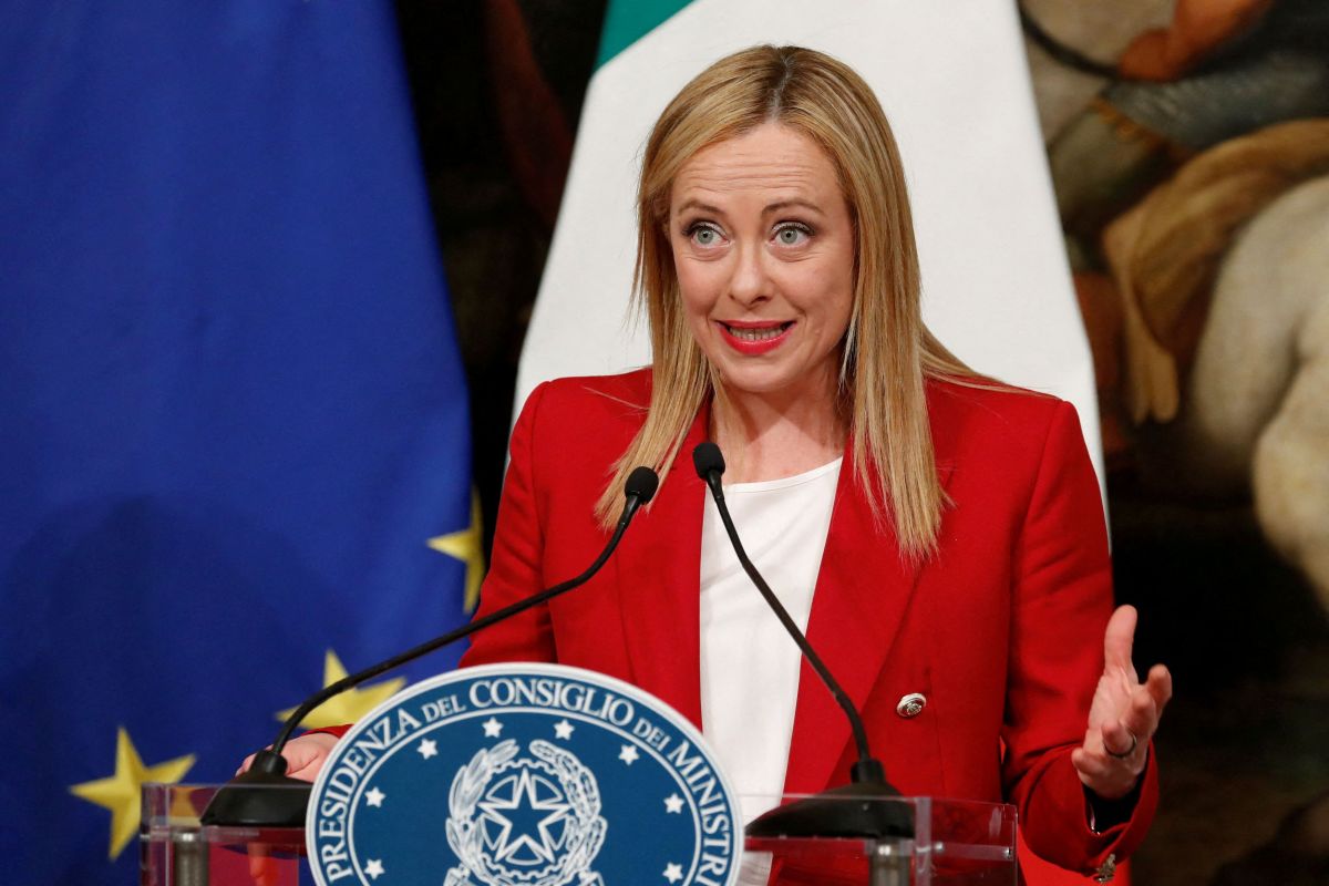Ιταλία: «Κωλοτούμπα» Μελόνι για τον υψηλό φόρο στα απροσδόκητα κέρδη των τραπεζών