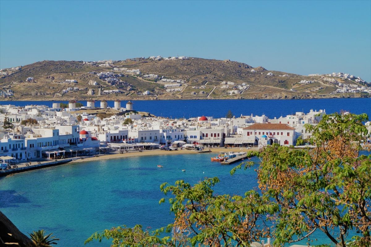 Συνεχίζονται οι αιτήσεις στο πρόγραμμα κοινωνικού τουρισμού της ΔΥΠΑ για συνταξιούχους