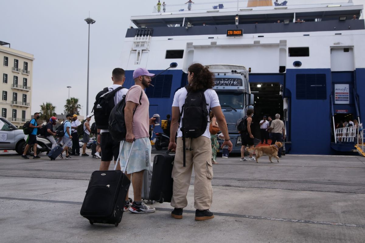 Ακτοπλοϊκά εισιτήρια: Eκπτωτικά πακέτα από 12,5% έως και 50% [Παραδείγματα]