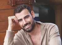 Νίκος Πολυδερόπουλος: «Δεν έχω φάει χυλόπιτα από καμιά ποτέ γυναίκα»