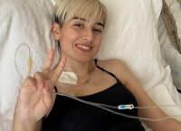 Αμεση παρέμβαση Μητσοτάκη-Χρυσοχοΐδη για το πρόβλημα νοσηλείας 19χρονης καρκινοπαθούς