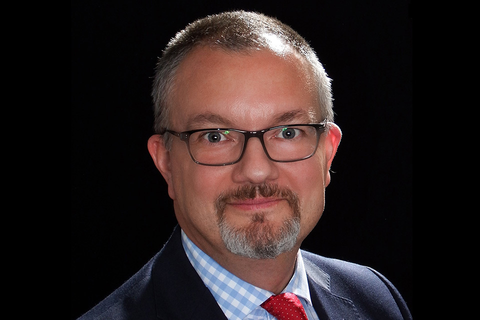 Ambassador visits Rhodes to thank professionals, residents for assistance to British tourists