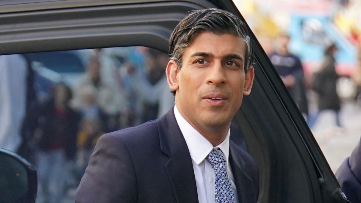 Σούνακ: Χορηγεί άδεια σε νέο κοίτασμα πετρελαίου – Αντιδρούν αντιπολίτευση και περιβαλλοντικοί φορείς
