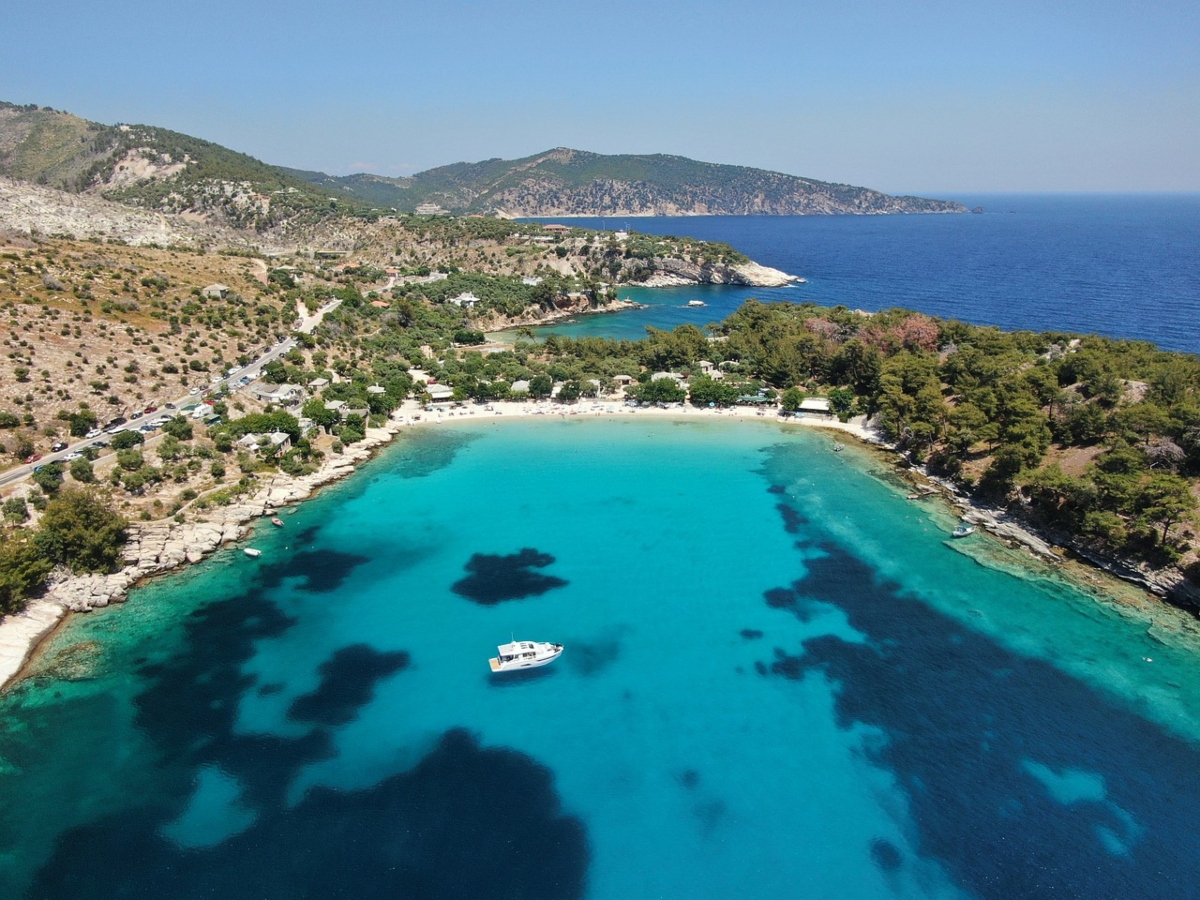 Βόρεια Ελλάδα: Εκτοξεύεται ο οδικός τουρισμός – Επισκέψεις αυθημερόν για ένα μπάνιο