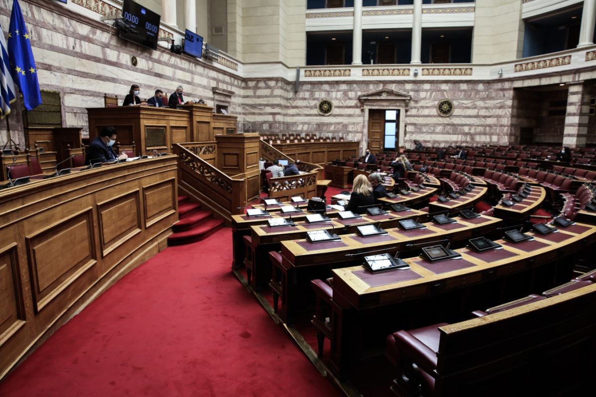 «Μομφή για αντικοινοβουλευτική συμπεριφορά»: Σήμερα η απόφαση για την αλλαγή του Κανονισμού της Βουλής [vid]