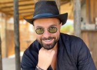 Ηλίας Βρεττός: Πήγε να προσκυνήσει για την γιορτή του τον ταξιάρχη