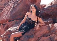 Τα πέταξε όλα η παίκτρια του «My style Rocks» στη Σαντορίνη