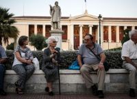 Έρχονται fast track επικουρικές συντάξεις και εφάπαξ