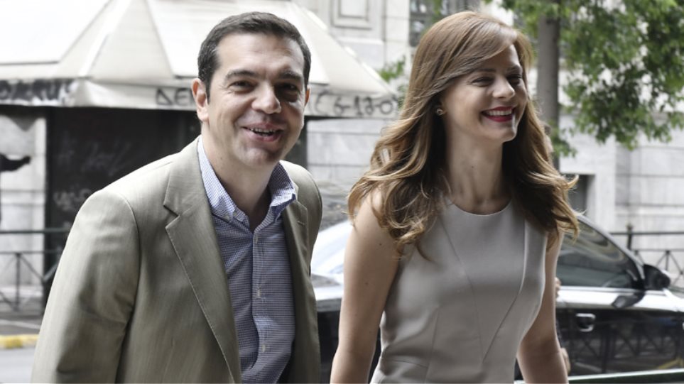 Η σκιά του Τσίπρα στην κούρσα διαδοχής