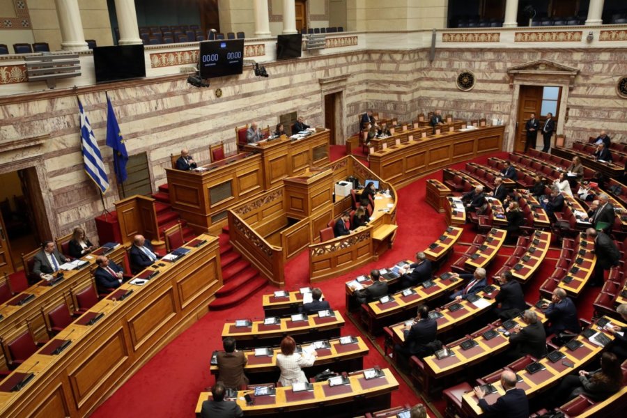 Βουλή: Συζήτηση σε επίπεδο αρχηγών για τις πυρκαγιές