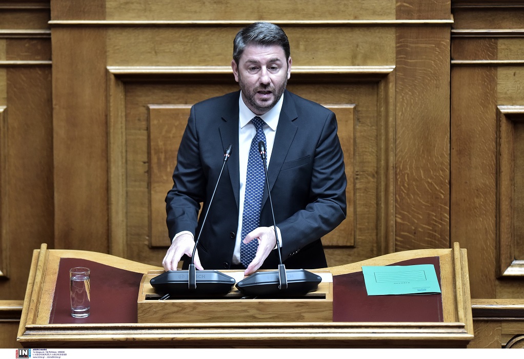 ΠΑΣΟΚ: Στην αντεπίθεση με σημαία την ασφάλεια