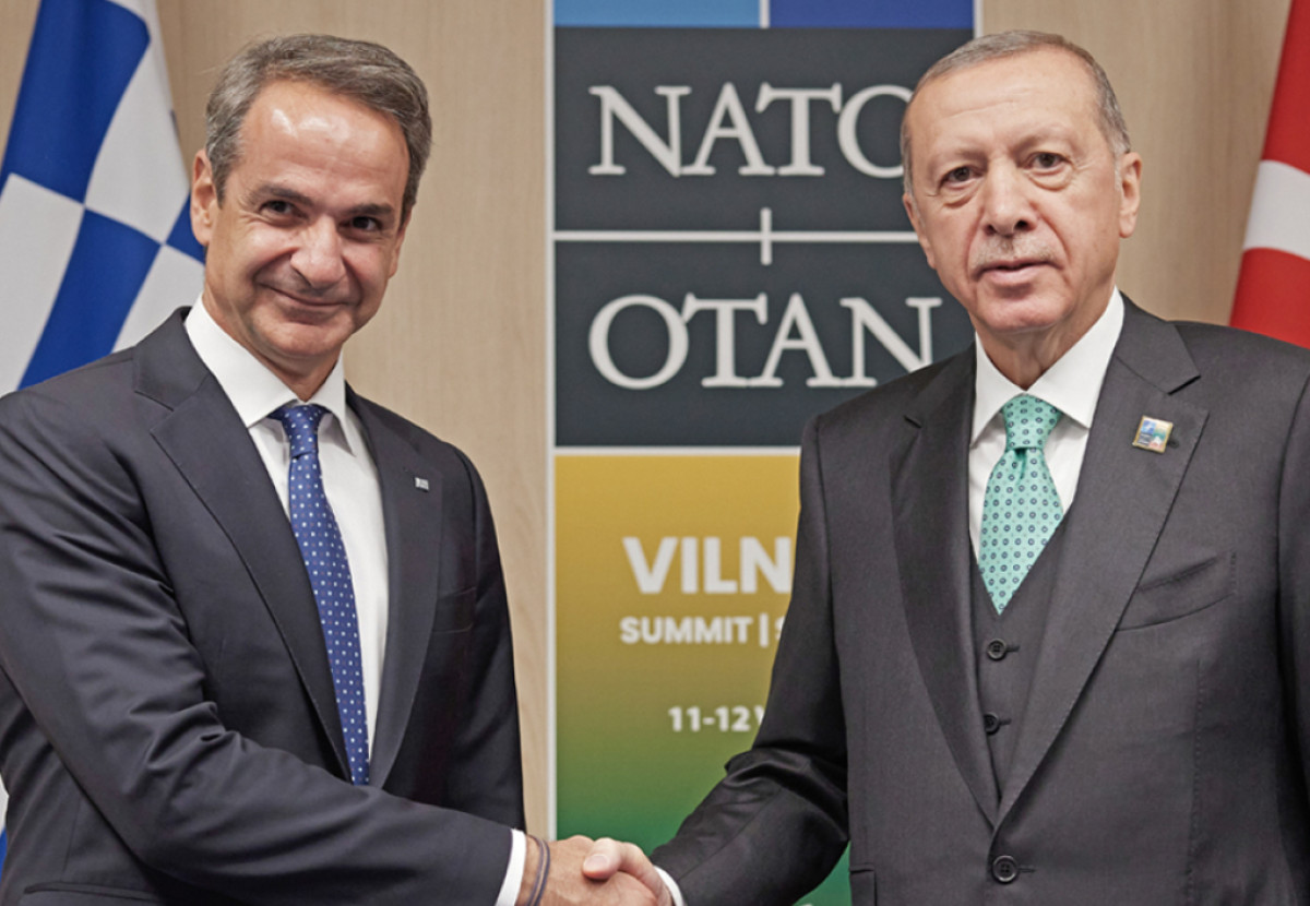 Τρία ορόσημα στο δρόμο για τη Χάγη