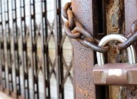 Χαλκιδική: «Λουκέτο» σε καφέ μπαρ για μη διαβίβαση 10.690 αποδείξεων αξίας 146.067 ευρώ