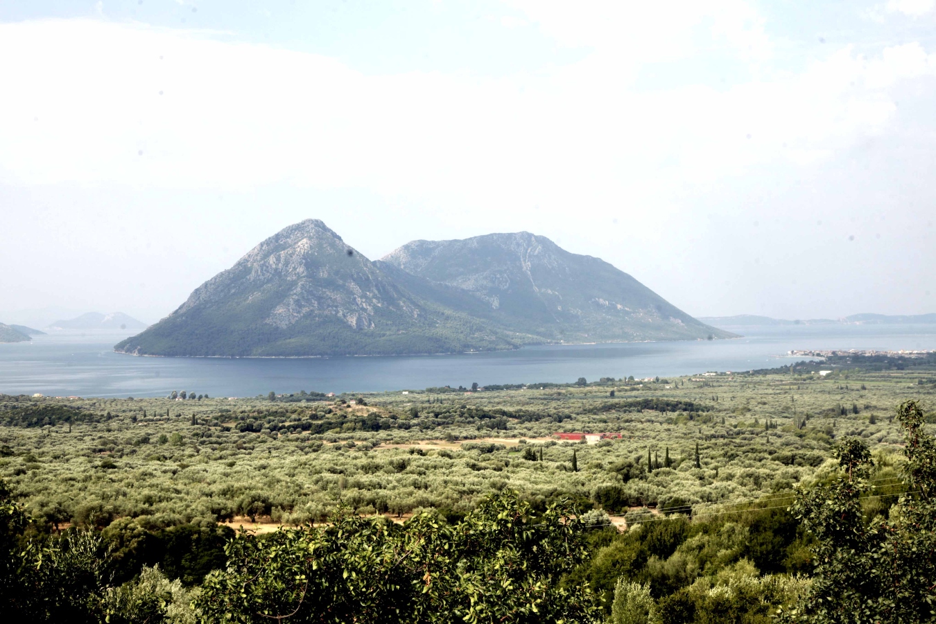 Καστός: Χωρίς γιατρό το νησί από τον Μάρτιο – «Για τον απινιδωτή, καλέστε στην ταβέρνα»