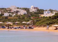 Επίγειος παράδεισος για τους Σέρβους η Πάρος -«Ιδανικός προορισμός για νέους, ζευγάρια και οικογένειες»