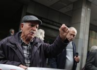 Συντάξεις: Πώς θα χορηγούνται οι συντάξεις σε όσους έχουν χρέη – Τι δηλώνει ο Τσακλόγλου