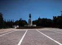 Άλλαξε το Πεδίον του Άρεως: Με 3.700 νέα φυτά, ξύλινα καθίσματα, χώρους σκίασης, υδάτινες διαδρομές