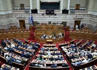 Κυβέρνηση: Οι πρώτες προειδοποιήσεις και η εκ δεξιών απειλή