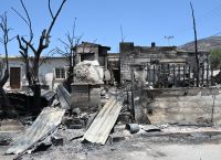 Πρώτη έκτακτη επιχορήγηση 300.000 ευρώ στον δήμο Σαρωνικού, λόγω της πυρκαγιάς