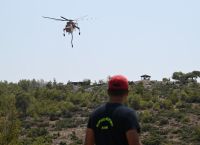 Μαραθώνας: Οριοθετήθηκαν οι διάσπαρτες εστίες φωτιάς Μαραθώνας: Οριοθετήθηκαν οι διάσπαρτες εστίες φωτιάς