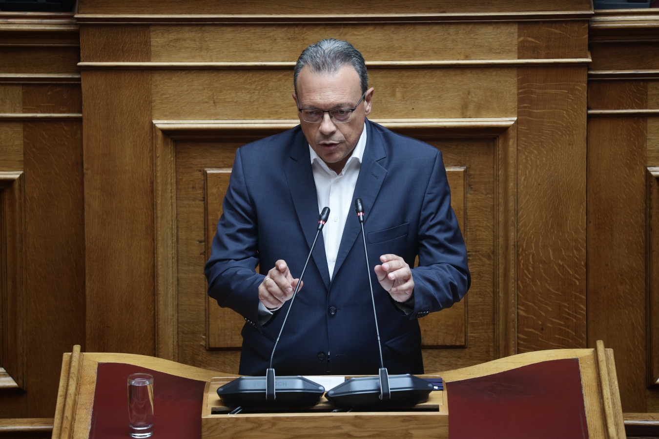 Σ. Φάμελλος: Σε λίγο θα μας πουν ότι παρέλαβαν καμένη γη