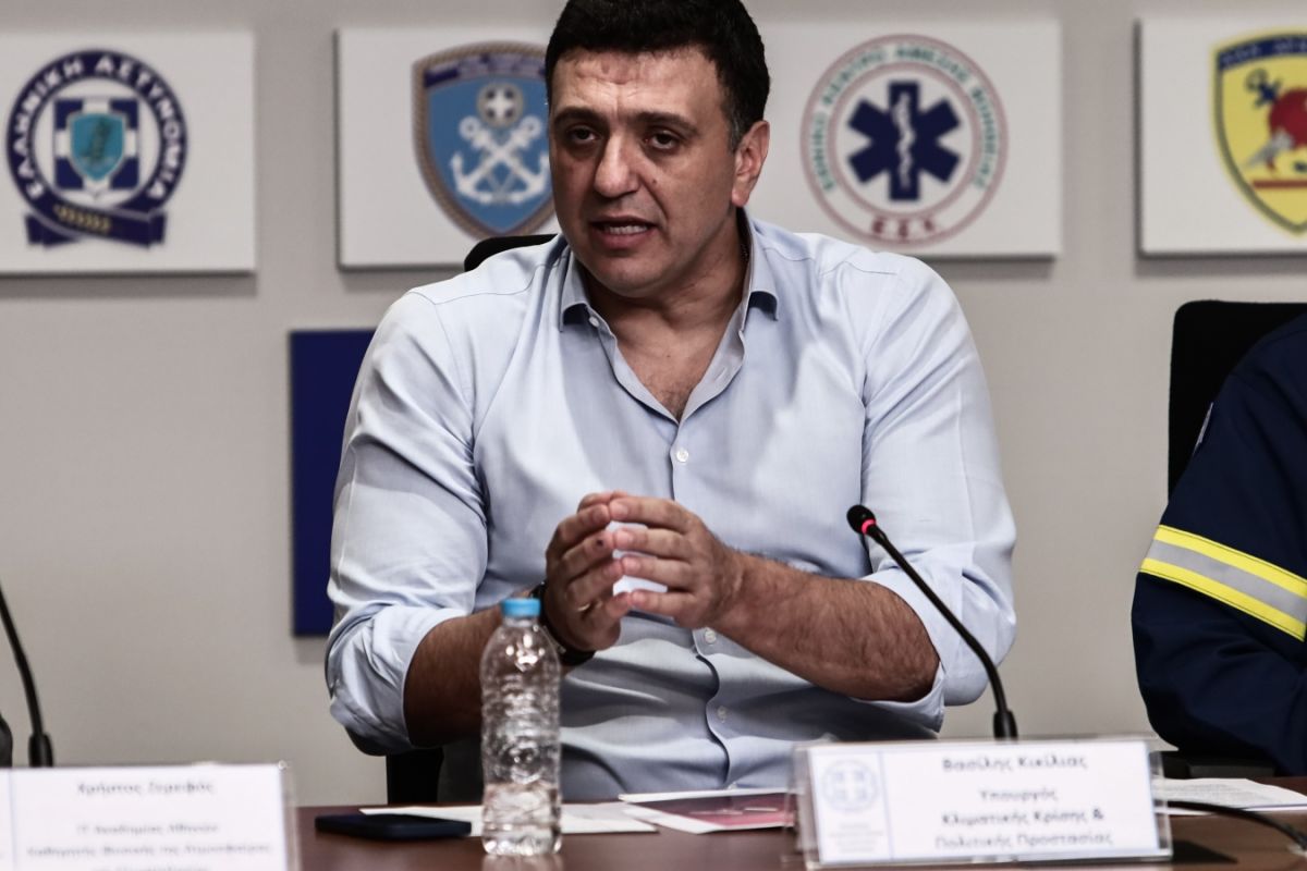 Κικίλιας: Έκτακτα μέτρα για την αντιμετώπιση των πύρινων μετώπων στην Ελλάδα