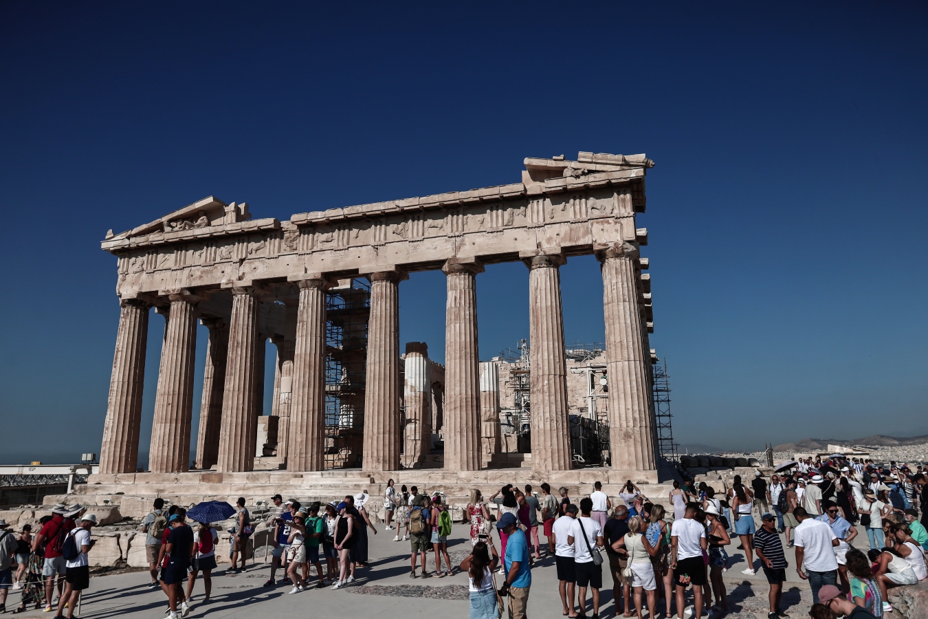 Ξεπερνούν το ένα εκατομμύριο οι προγραμματισμένες αεροπορικές θέσεις την εβδομάδα του Δεκαπενταύγουστου