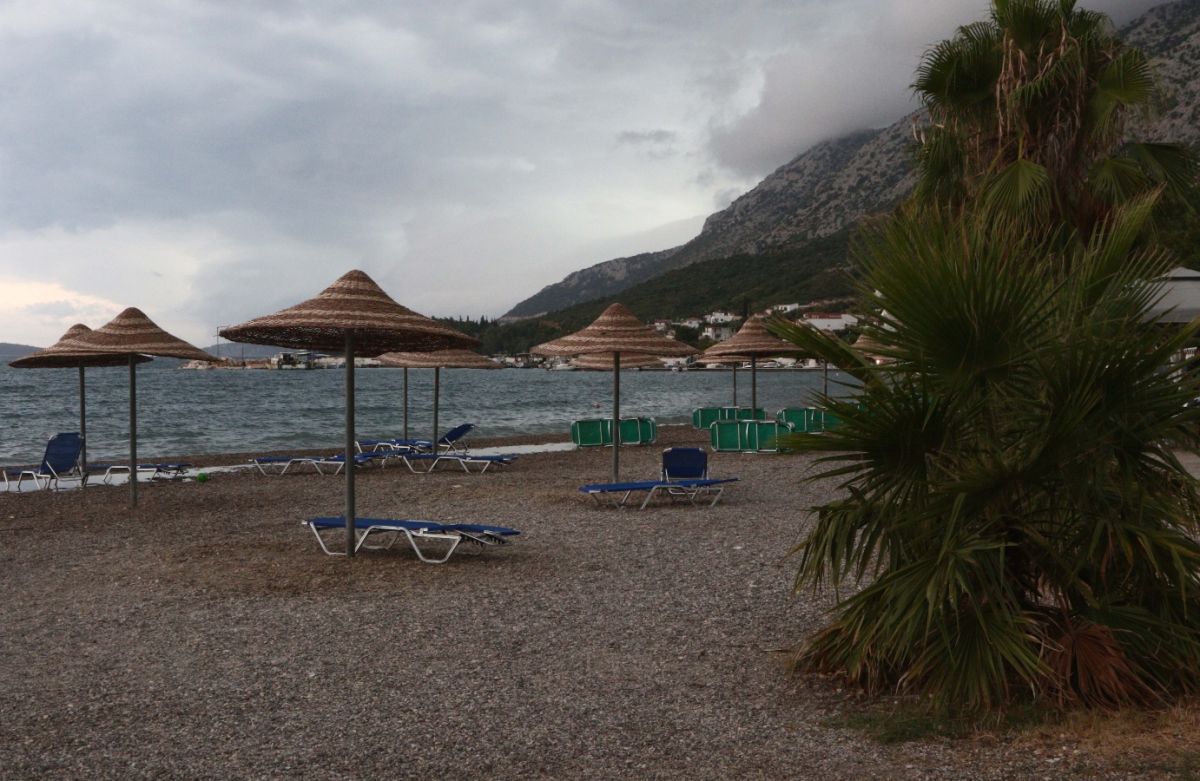 «Σφυροκόπησε» την δυτική Ελλάδα η κακοκαιρία Petar: Δρόμοι «ποτάμια» και κατολισθήσεις
