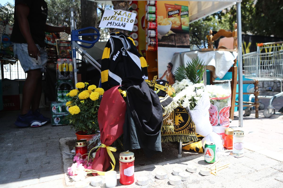 Αυτή την ώρα οδηγούνται στον εισαγγελέα οι 94 συλληφθέντες για τα επεισόδια στη Νέα Φιλαδέλφεια