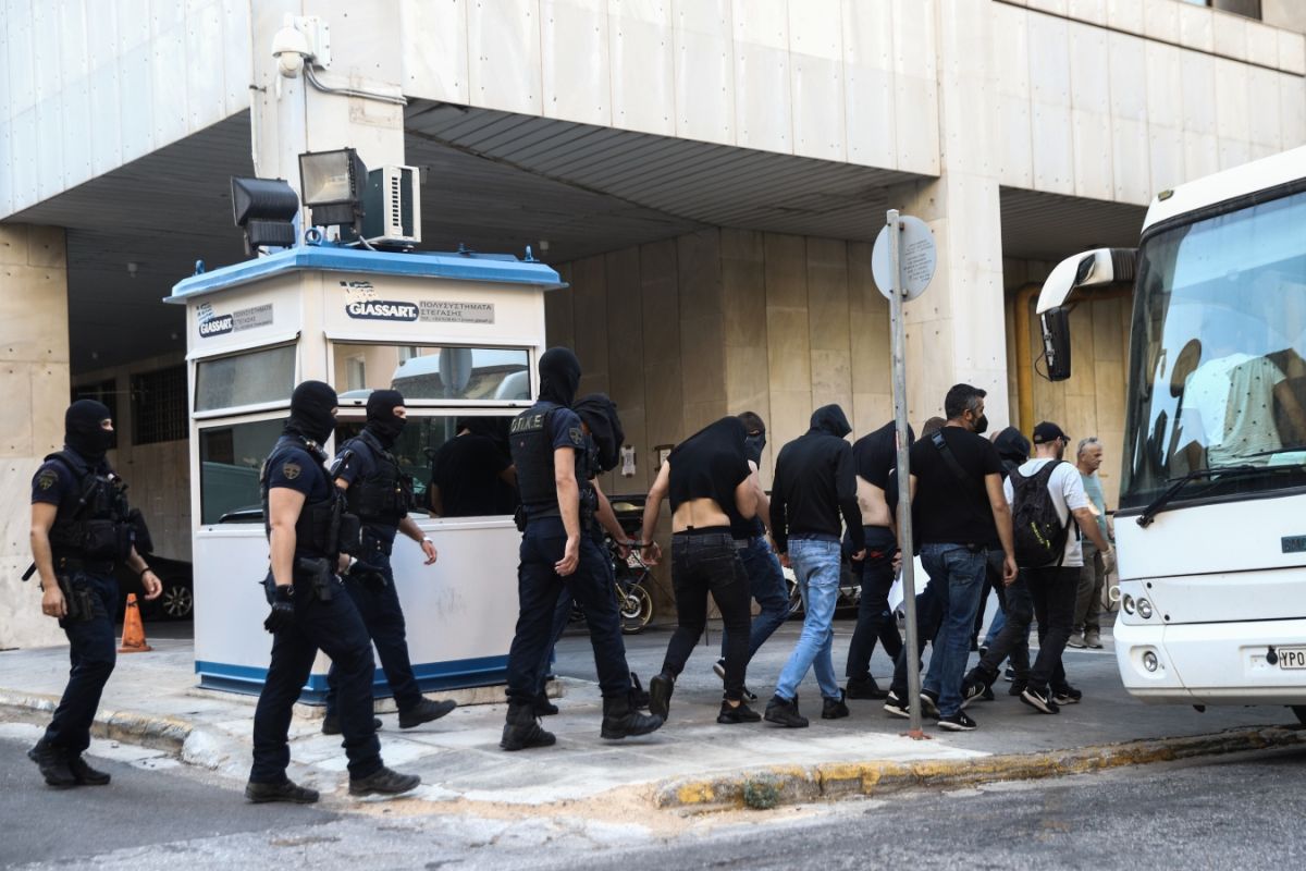 Νέα Φιλαδέλφεια: Παίρνουν DNA από τους χούλιγκαν για να βρουν τον δολοφόνο του Μιχάλη
