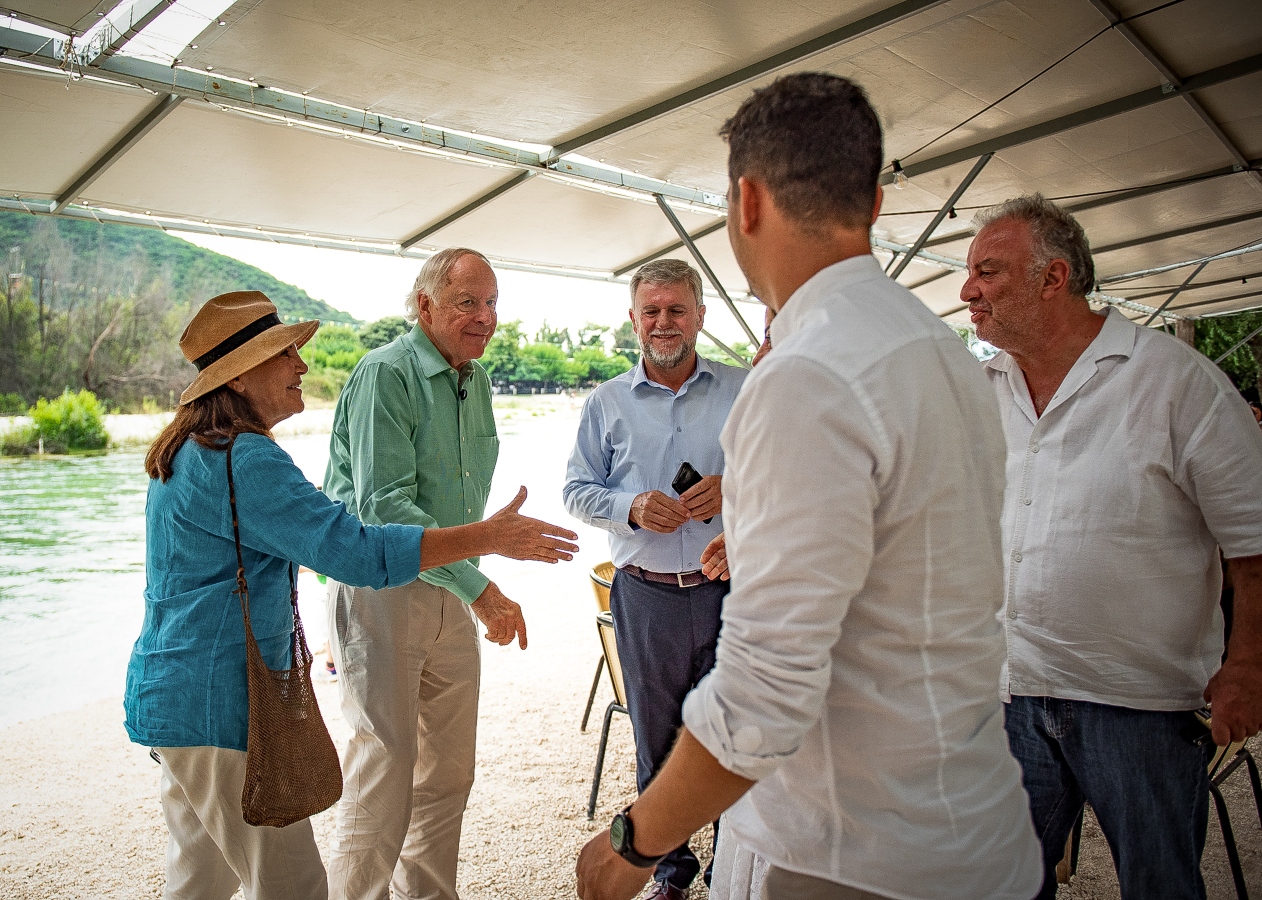Bvlgari in Paramythia: The family’s visit to where it all began! See the photos