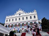 Κοίμηση της Θεοτόκου: Mε λαμπρότητα οι εορτασμοί ανά την Ελλάδα Κοίμηση της Θεοτόκου: Mε λαμπρότητα οι εορτασμοί ανά την Ελλάδα