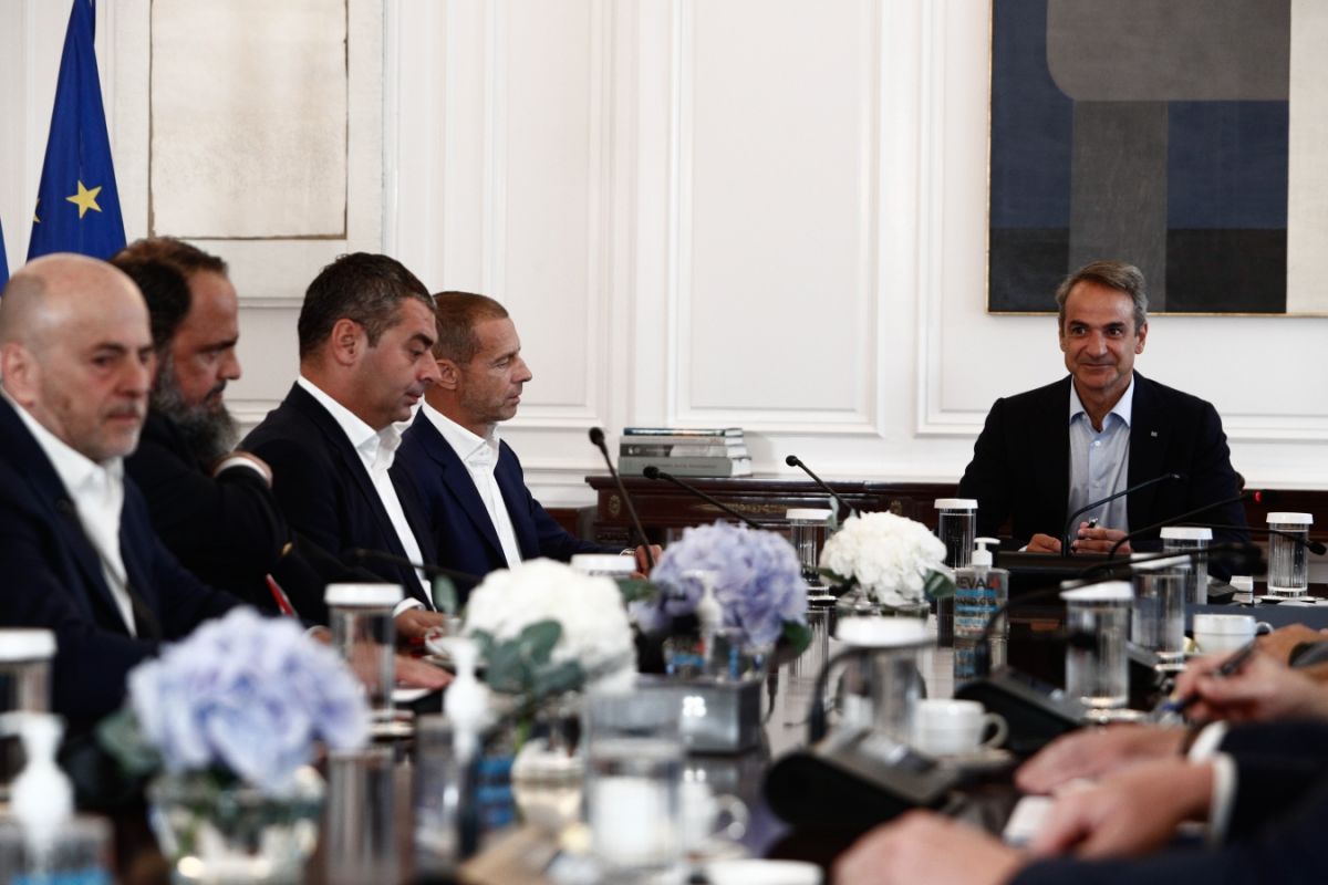 Τα 6 μέτρα που αποφασίστηκαν στη σύσκεψη Μητσοτάκη με Τσέφεριν και τους Big 4