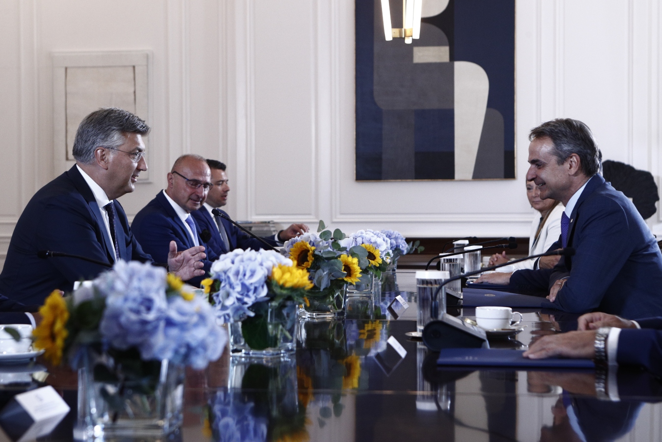 Μαξίμου: Συλλητήρια Πλένκοβιτς στον Μητσοτάκη για τη δολοφονία Κατσουρή- Τι είπαν στη συνάντηση